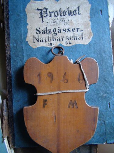 Protokoll-Buch und Nachbarzeichen der Salzgässer Nachbarschaft in Birthälm Protokoll-Buch und Nachbarzeichen der Salzgässer Nachbarschaft in Birthälm