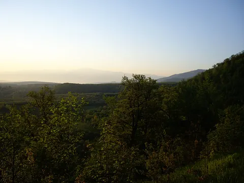Maisingen an der Burg – Blick ins Silberbachtal um kurz vor 7 Uhr in der Früh
