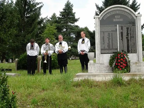 Heimattreffen August 2010 – Gedenkfeier am Friedhof