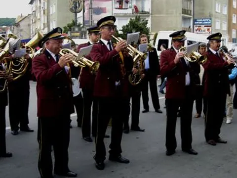 Maifest 2010 – Städtische Blaskapelle aus Sächsisch-Regen