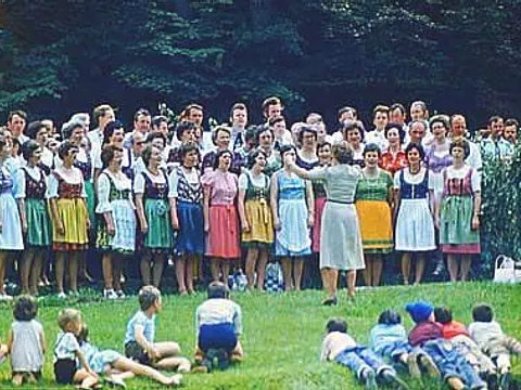 Kronenfest 1978 – Zeidner Frauenchor (Foto: Wilhelm Roth)